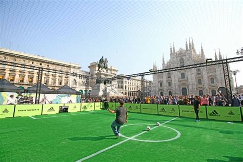 adidas milano duomo